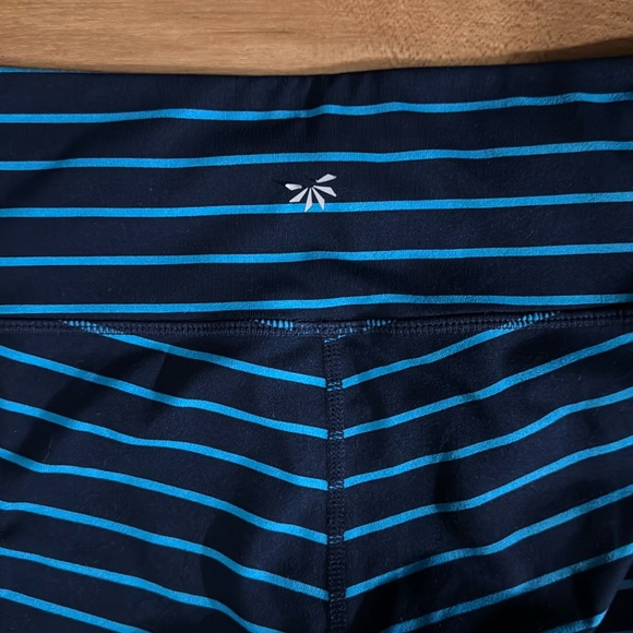 Athleta leggings size medium. - Picture 4 of 4